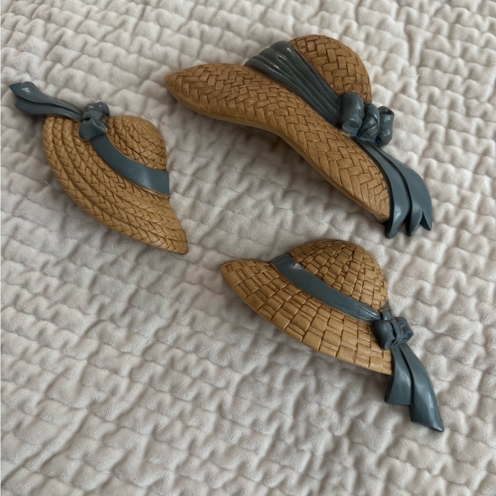 Vintage 1980’s Homco by Burwood straw hat wall decor